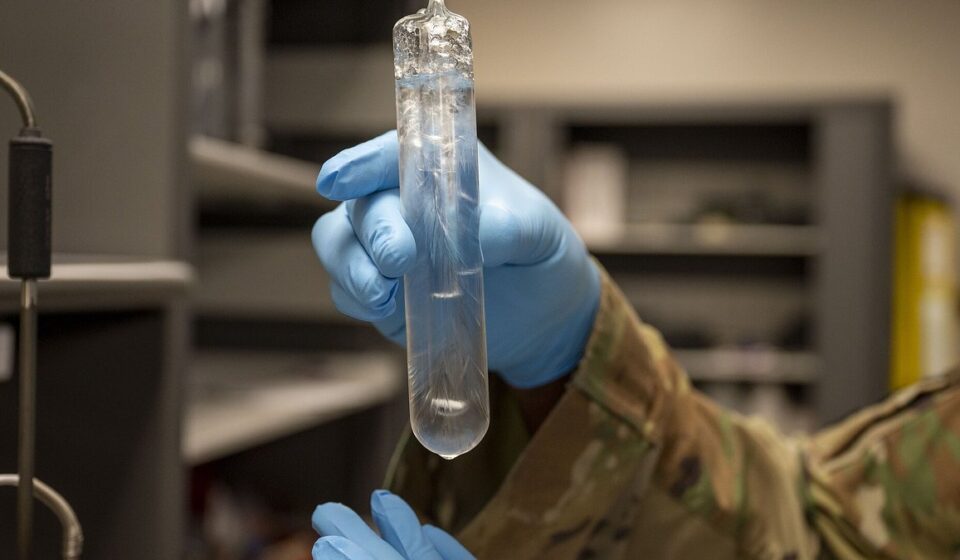 Real 实验仪器 photo for Checking Measurement Uncertainty Before Comparing Results
