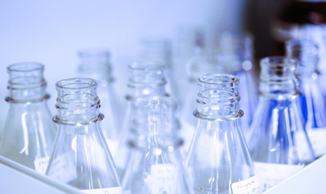 beaker, glass wear, chemical, lab, glass, science, experiment, chemistry, laboratory, research, chemist, blue research, blue lab, blue laboratory, blue chemistry, beaker, beaker, beaker, beaker, beaker, lab, laboratory