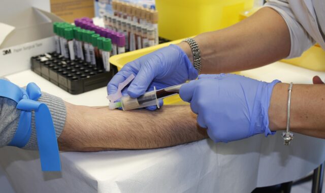 doctor, life, veins, ache, withdrawal, nurses, arm, prevention, medicine, donors, italy, emergency