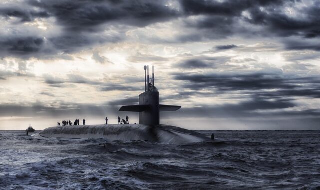 submarine, sea, nature, silhouette, sub, watercraft, ocean, water, navy, gloomy, dark