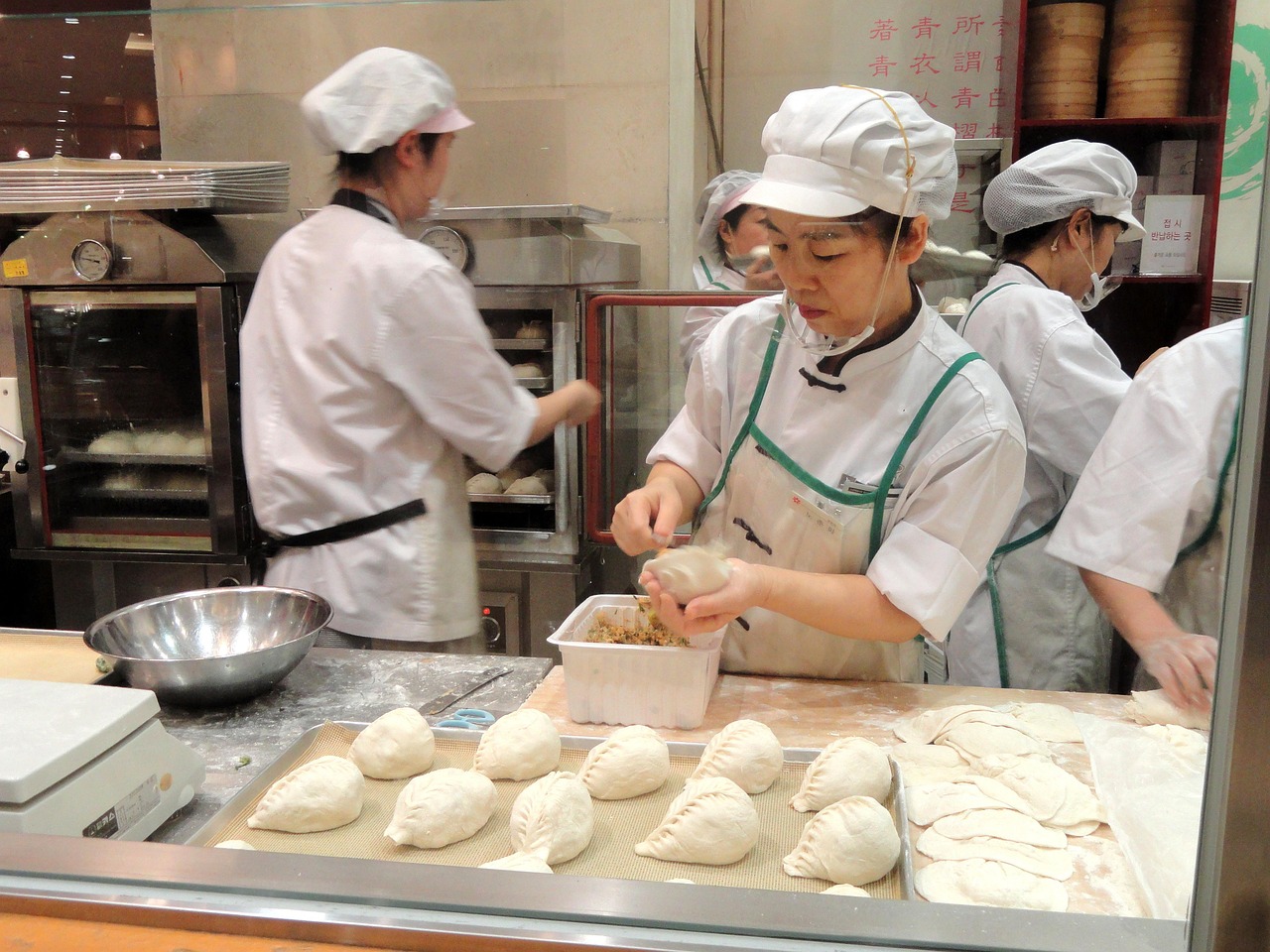 kitchen, south korea, culinary, dumplings, women, working, preparing, preparation, inside, restaurant, brown kitchen, brown restaurant, kitchen, south korea, south korea, south korea, south korea, dumplings, dumplings, dumplings, dumplings, dumplings, restaurant, restaurant, restaurant